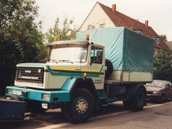 Magirus-Deutz-310D16-Hauber-1-Bruch-(Scholz)[2]